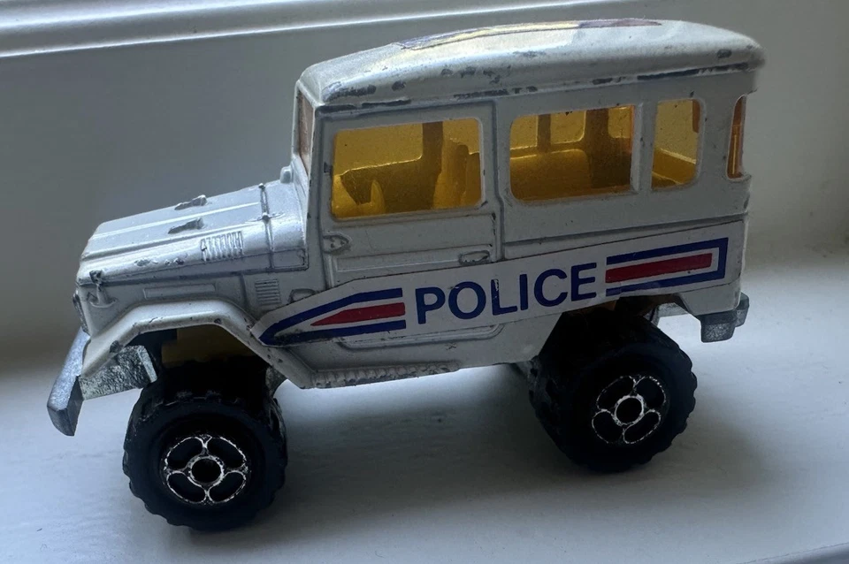 Vintage #277 Majorette 200 Series Toyota Police Land Cruiser 4x4, France Rare - Image 3 of 4