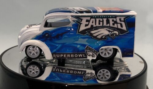 "Custom Made" Hot Wheels Dairy Delivery Super Bowl Champions Eagles Real Riders - Picture 5 of 7