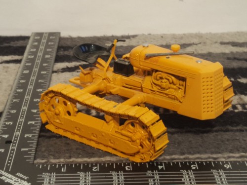 Ertl Oliver OC-3 Dozer w/metal tracks 1/16 Diecast Industrial Replica - Picture 4 of 8