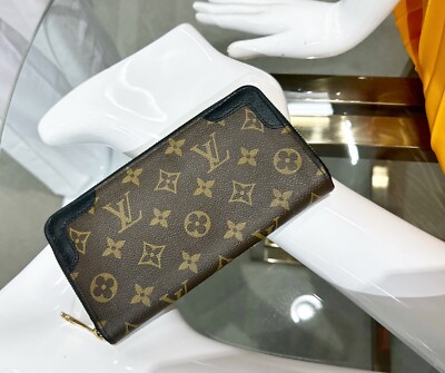 Louis Vuitton Retiro LOUIS VUITTON Monogram Daily Organizer Black