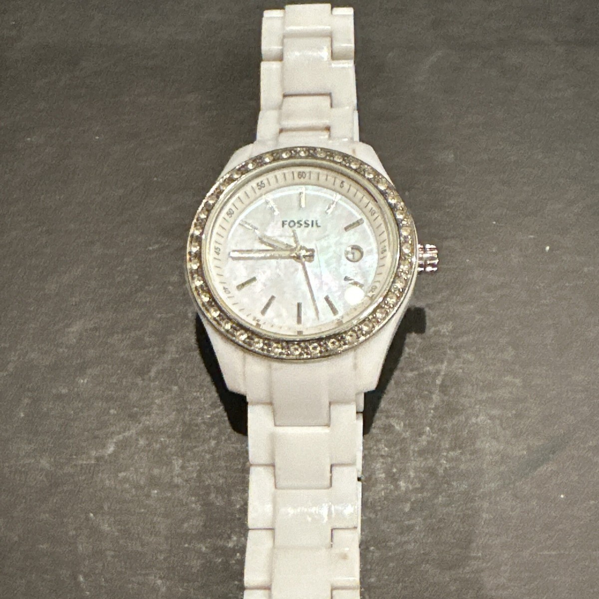 White fossil watch (needs new battery) EDIT: picked up! White and rose gold fossil watches. Both  main image 3