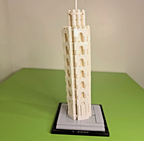 Lego The Leaning Tower of Pisa 21015 Architecture  100% Complete Italy Set 2013
