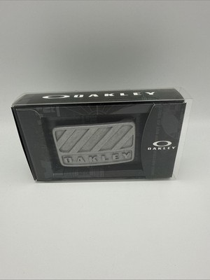 NIB - Oakley Metal Belt Buckle SilverGolf - New in Box Golf Pro Series 96150-22N