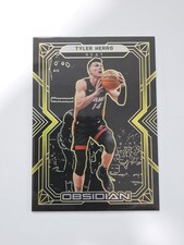 Tyler Herro 2021-22 Obsidian Electric Etch Yellow Gold 10/10 #56 SSP Miami Heat