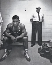 Mike Tyson Vintage Boxing Photo - Iron Mike Collectible - 11x14 Glossy Photo