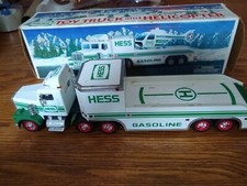 1995 HESS Toy Truck And Helicopter (Helicopter Missing)