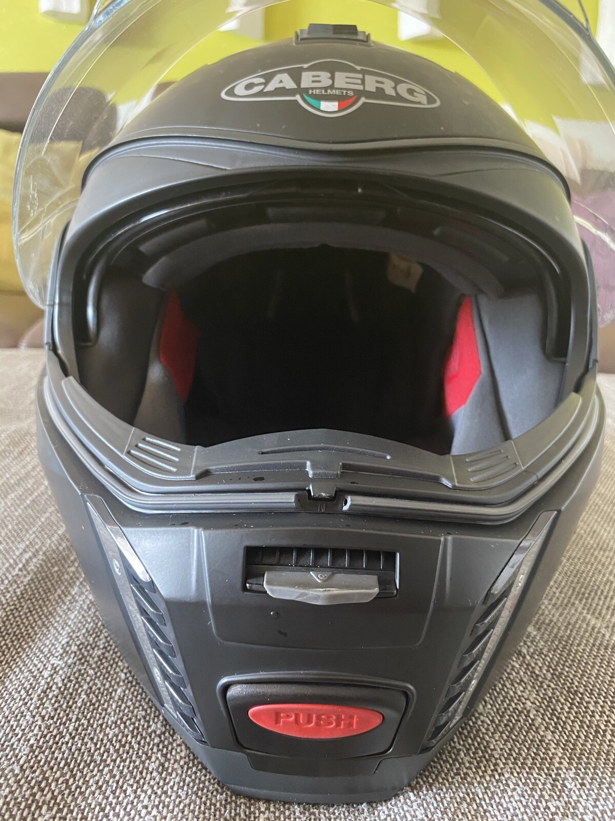 Foto 2 di 6