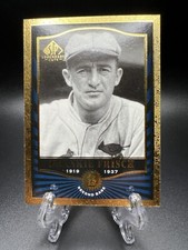 2001 SP Legendary Cuts - Frankie Frisch #13