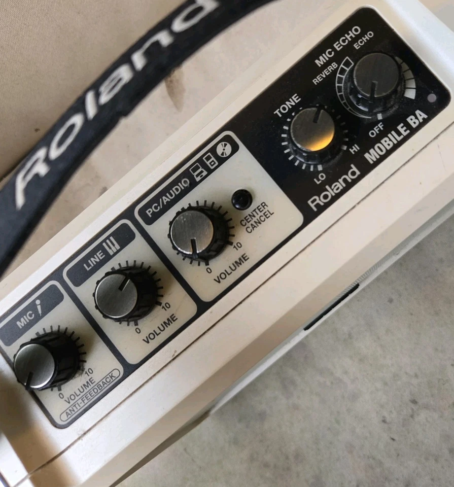 Roland Mixer Monitor MOBILE-BA - Image 2 of 4