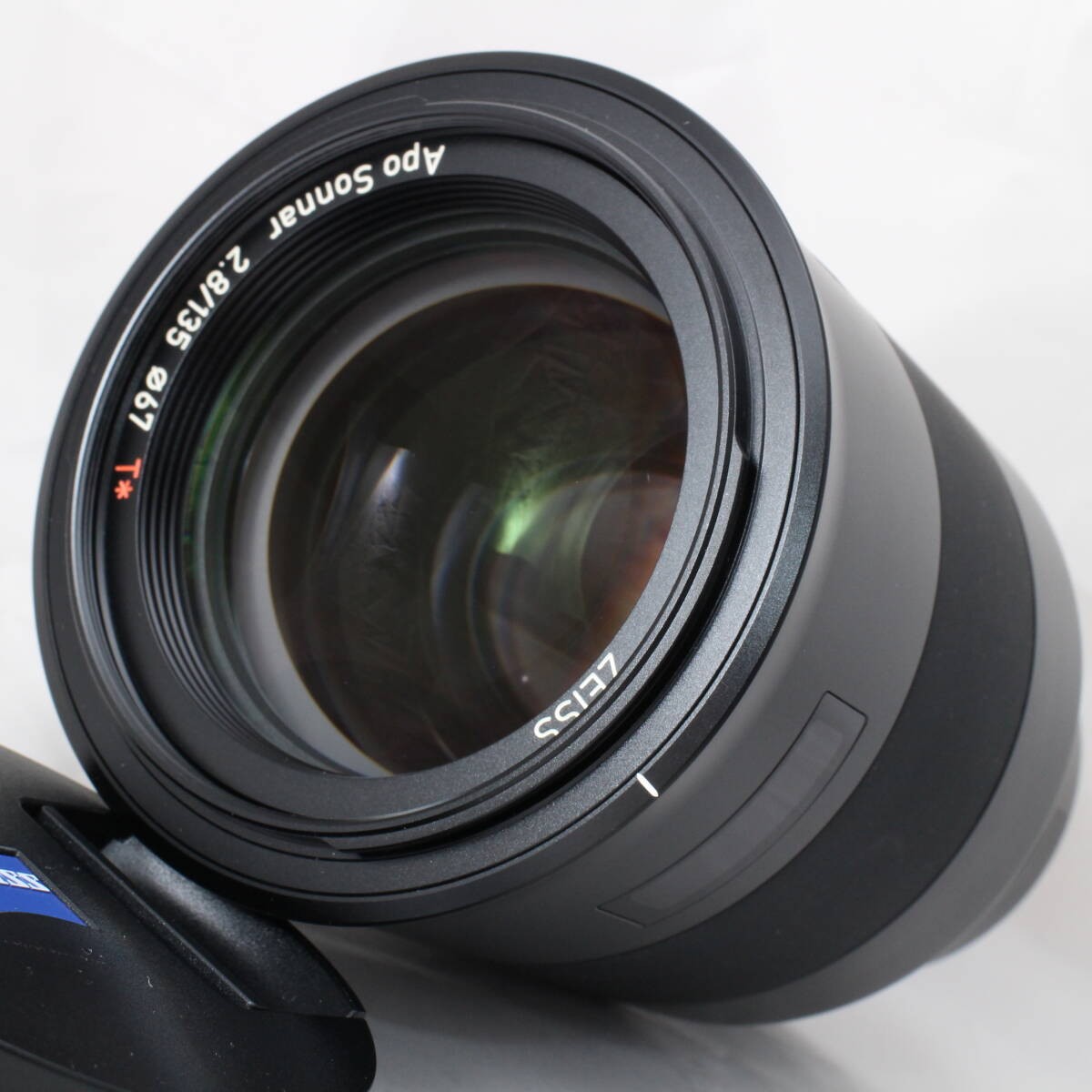 Carl Zeiss Batis 2.8/135mm F2.8 Prime Lens for Sony E-Mount, Full