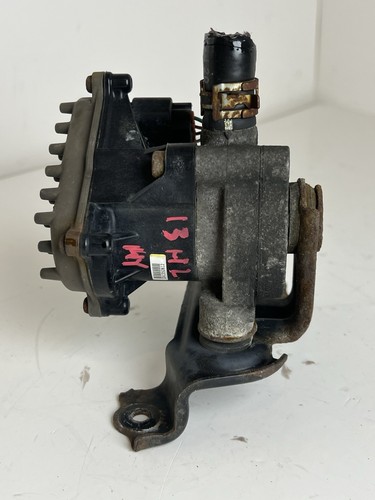 2013 TOYOTA HIGHLANDER HYBRID OIL COOLER PUMP & MOTOR OEM - Picture 4 of 7