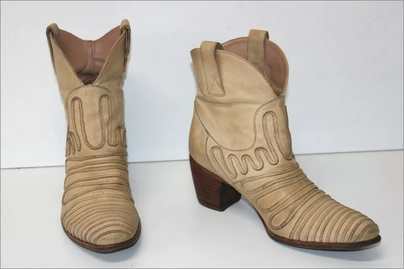 Boots sales muratti beige