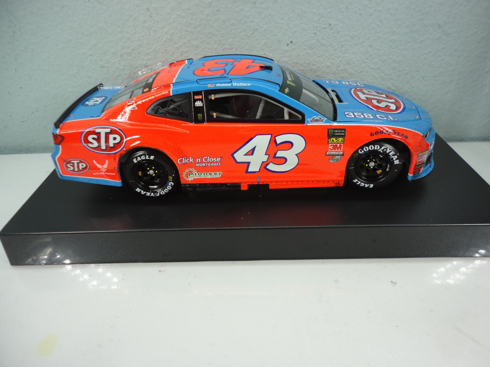 Picture 7 of 22