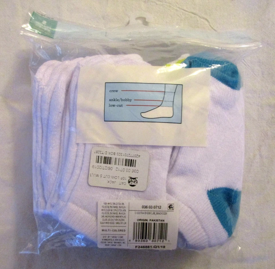 Paquete de 10 calcetines deportivos acolchados de corte bajo Cat & Jack, niñas talla pequeña 5,5-8,5 Foto 4 de 4