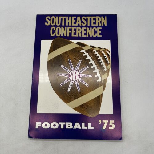 1975 Southeastern Conference Football Record Media Guide Book  - Photo 1/6