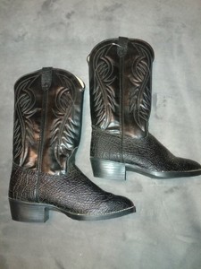 bronco cowboy boots