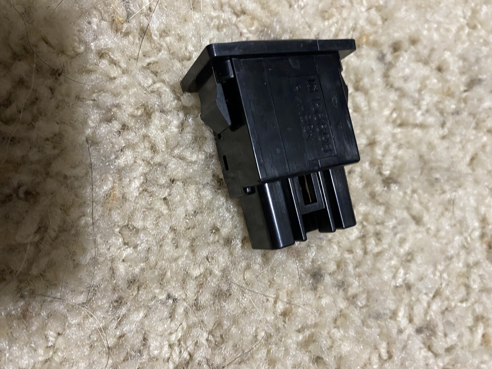 20032008 Toyota Matrix Liftgate Trunk Open Release Popper Switch