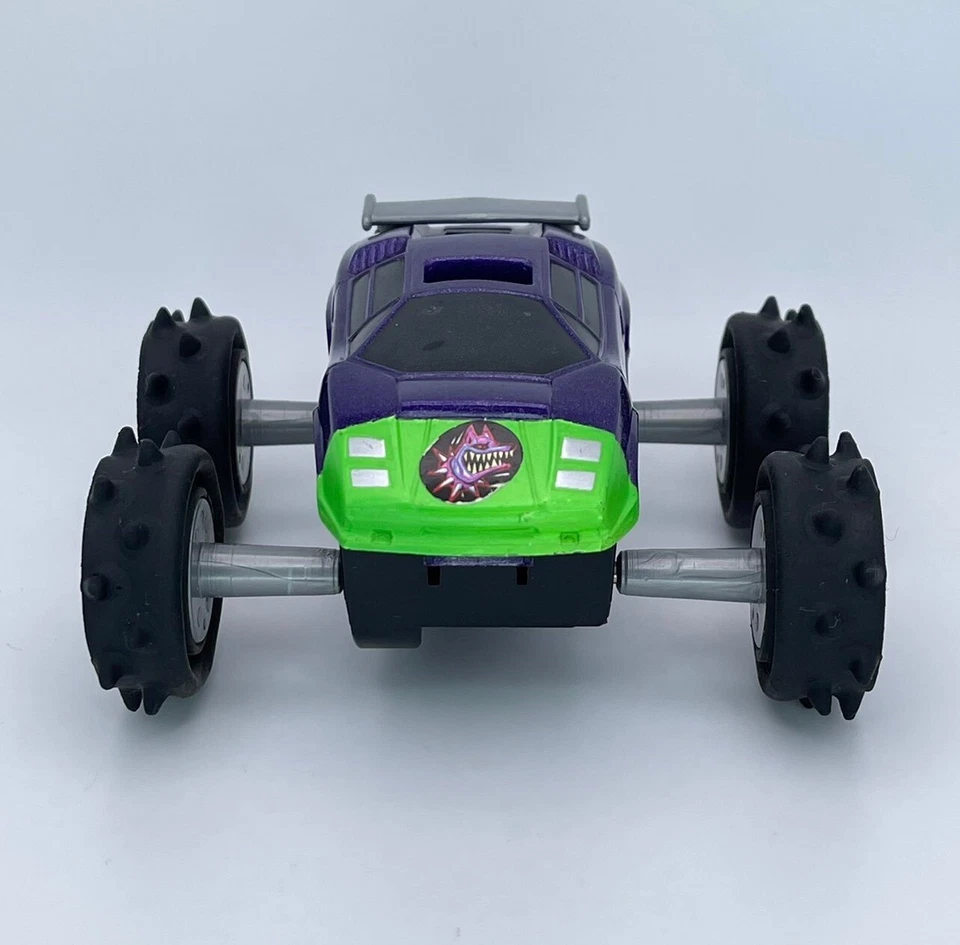 Vintage 1993 Kenner Motorized Carzillas Iron Spike with Transforming Wheels VGC - Image 2 of 4
