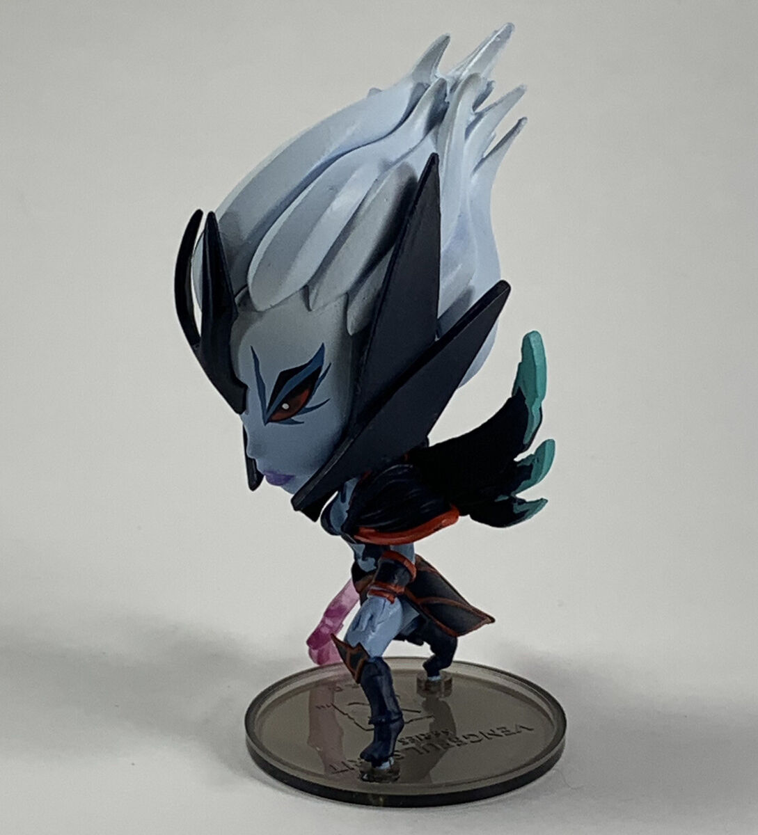 DotA 2 Vengeful Spirit Demihero Vinyl Figure