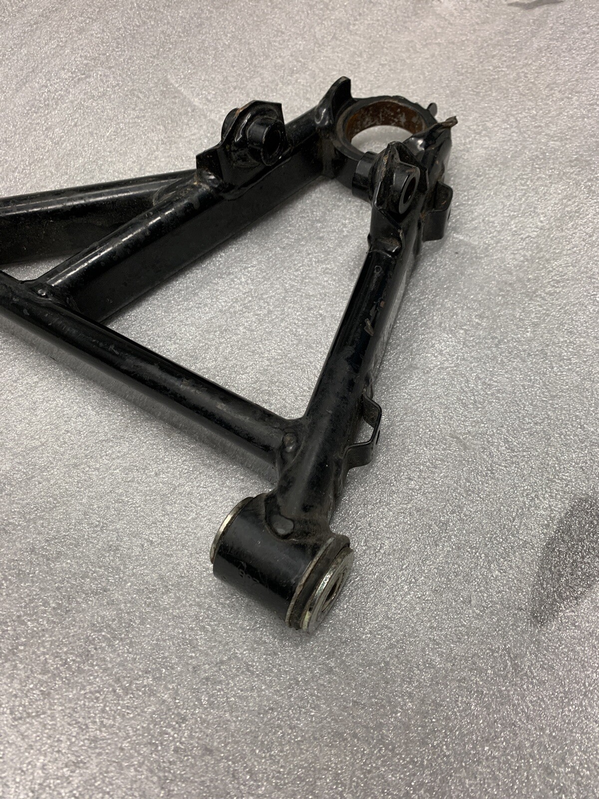 LAMBORGHINI MURCIELAGO LP640 FRONT LEFT UPPER CONTROL ARM OEM 410407507B
