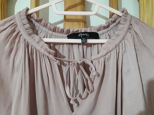 MAX Dusty Rose Silky Blouse M/L - Picture 3 of 8