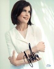 Elizabeth McGovern Downton Abbey Autographed Signed 8x10 Photo ACOA