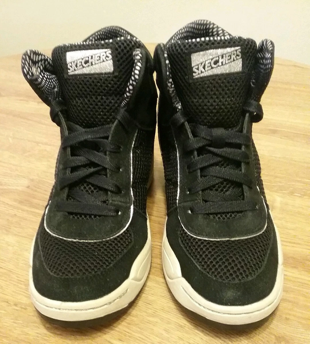 Skechers Women s Shoes 860 Superblast Hidden Heels Black Memory Foam Sz 8.5