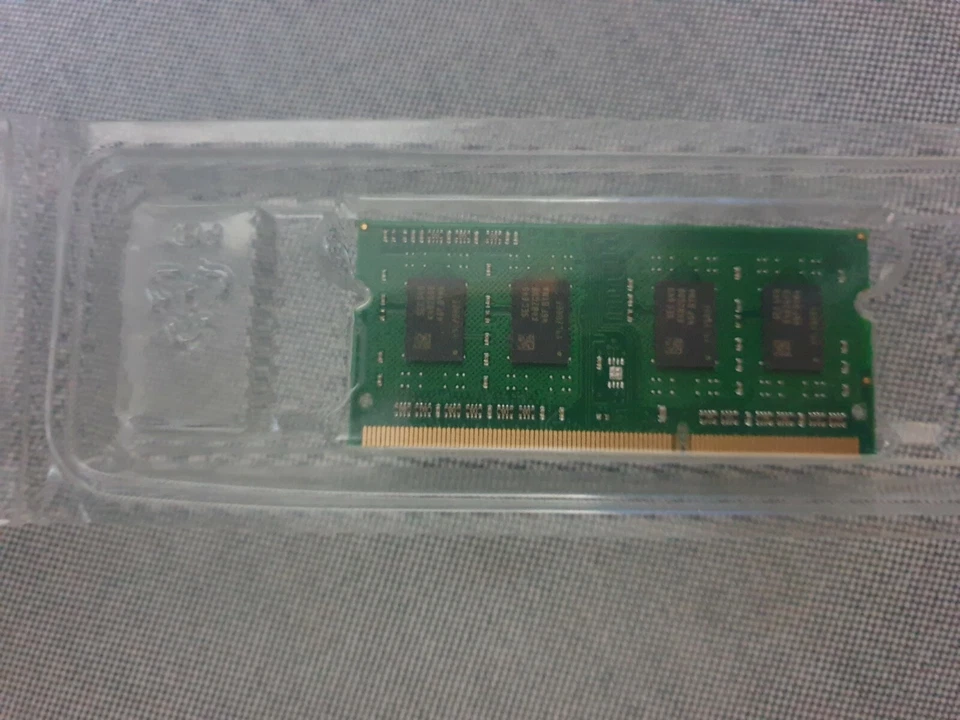 TRANSCEND 2G  DDR3 RAM 1600 MEMORY  - Image 3 of 3