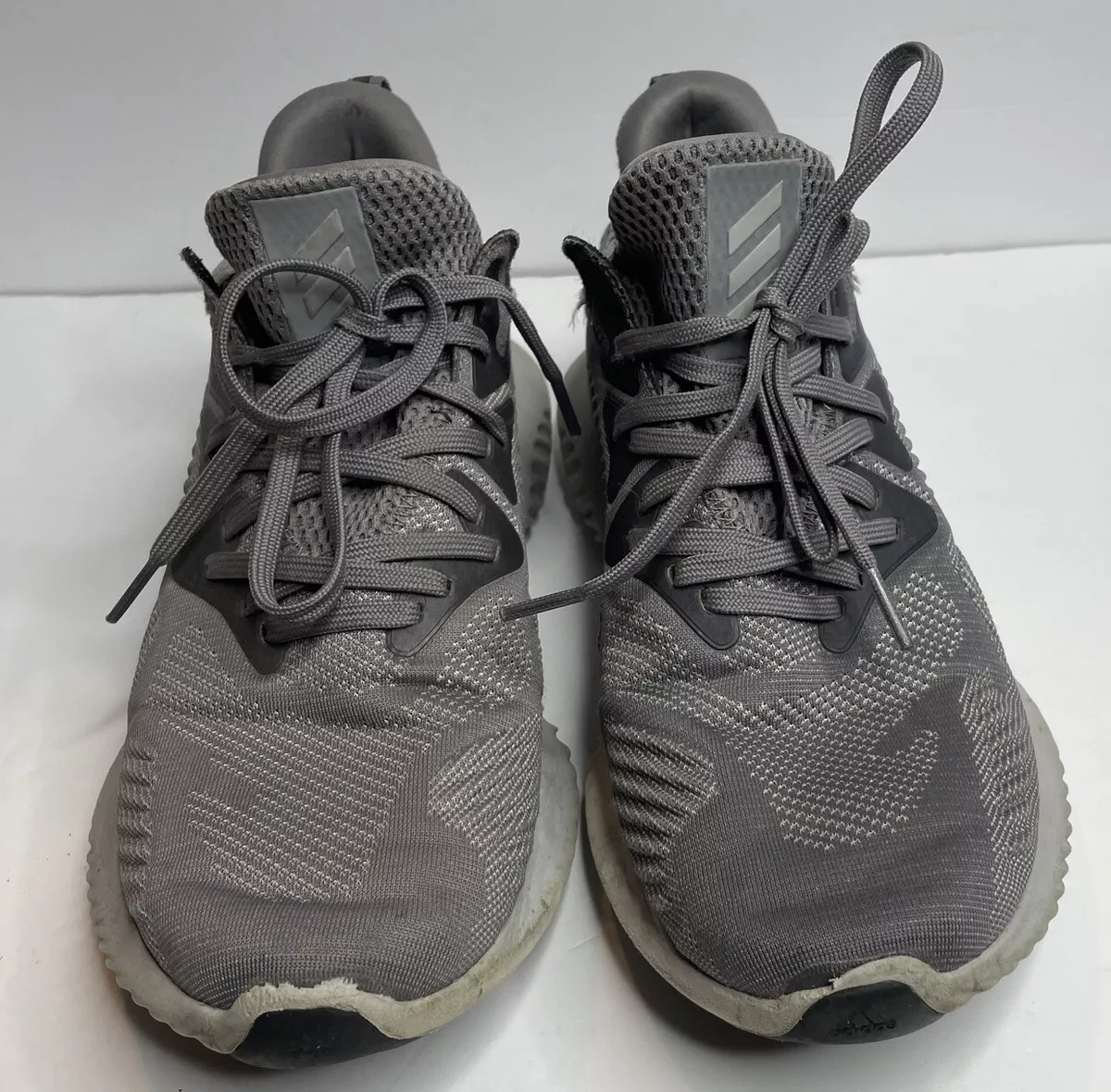 Men’s Adidas Alpha 3 Bounce Size 8 Grey Sneakers HWA 1Y3001