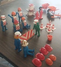 Vintage 1974 Geobra Playmobil Construction Figures and construction parts Lot