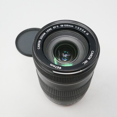 Canon EF-S 18-135mm f/3.5-5.6 IS Lens - plus Filter