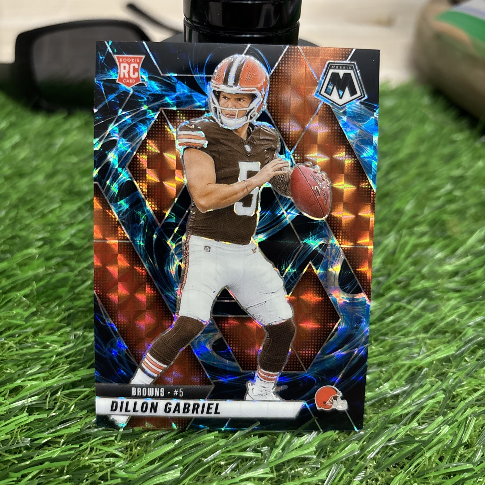 2025 Panini Mosaic - Rookies Dillon Gabriel #332 Genesis Mosaic Prizm (RC)