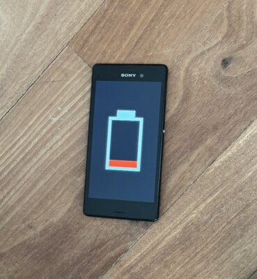 Sony Xperia M4 Aqua E2303 8GB Schwarz Teilespender Display Lcd Kamera Etc Ok
