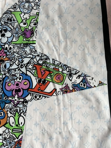 NEW RARE LOUIS VUITTON WHITE COMIC SHOW SS23 Cotton Scarf Bandanna 26” SQ. - Picture 14 of 15