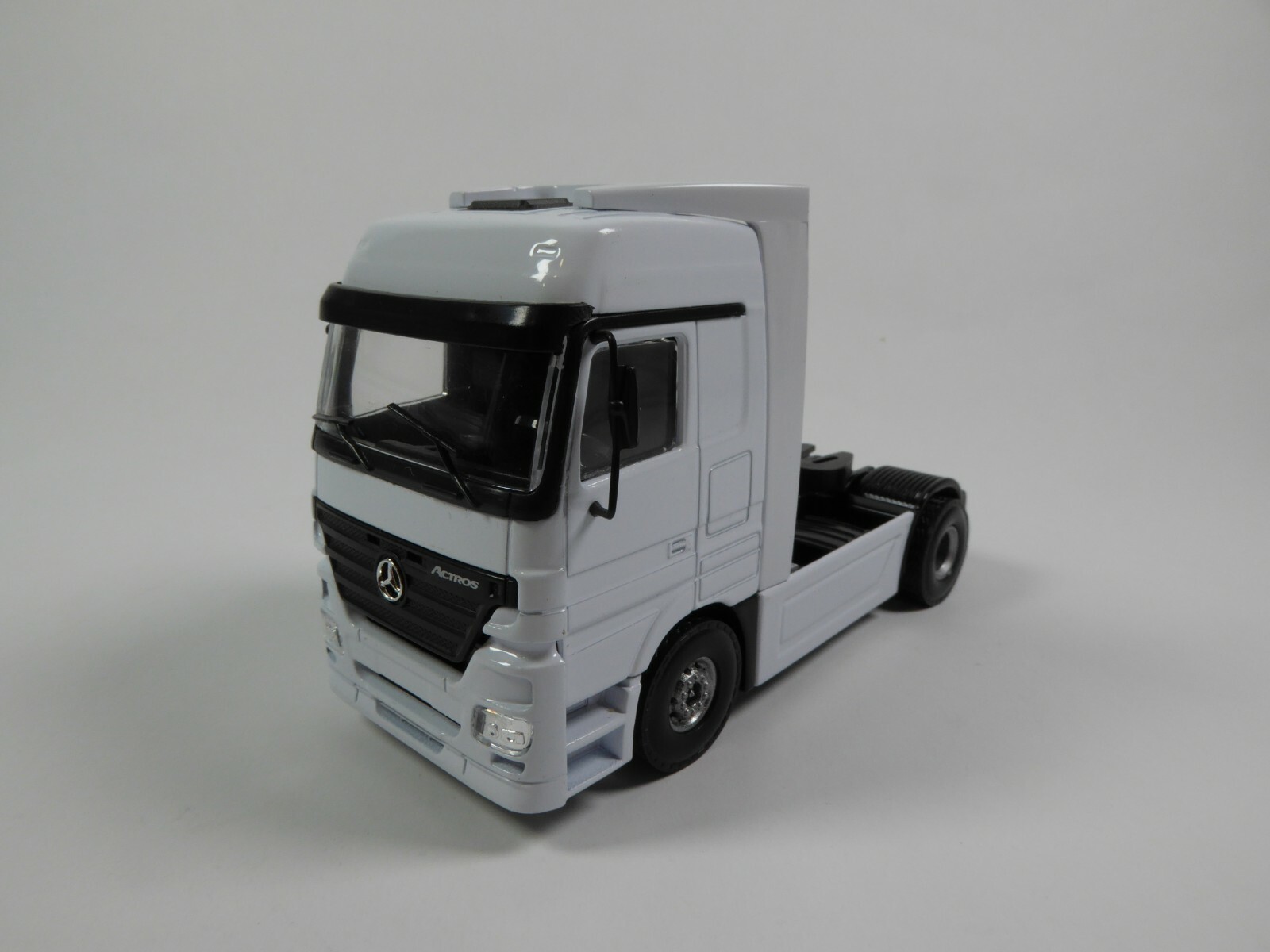 Camion Eligor à Vendre Sur Le Bon Coin Camion Tracteur Mercedes Benz Actros 1/50 Joal Tekno Voiture Miniature  Diecast | eBay