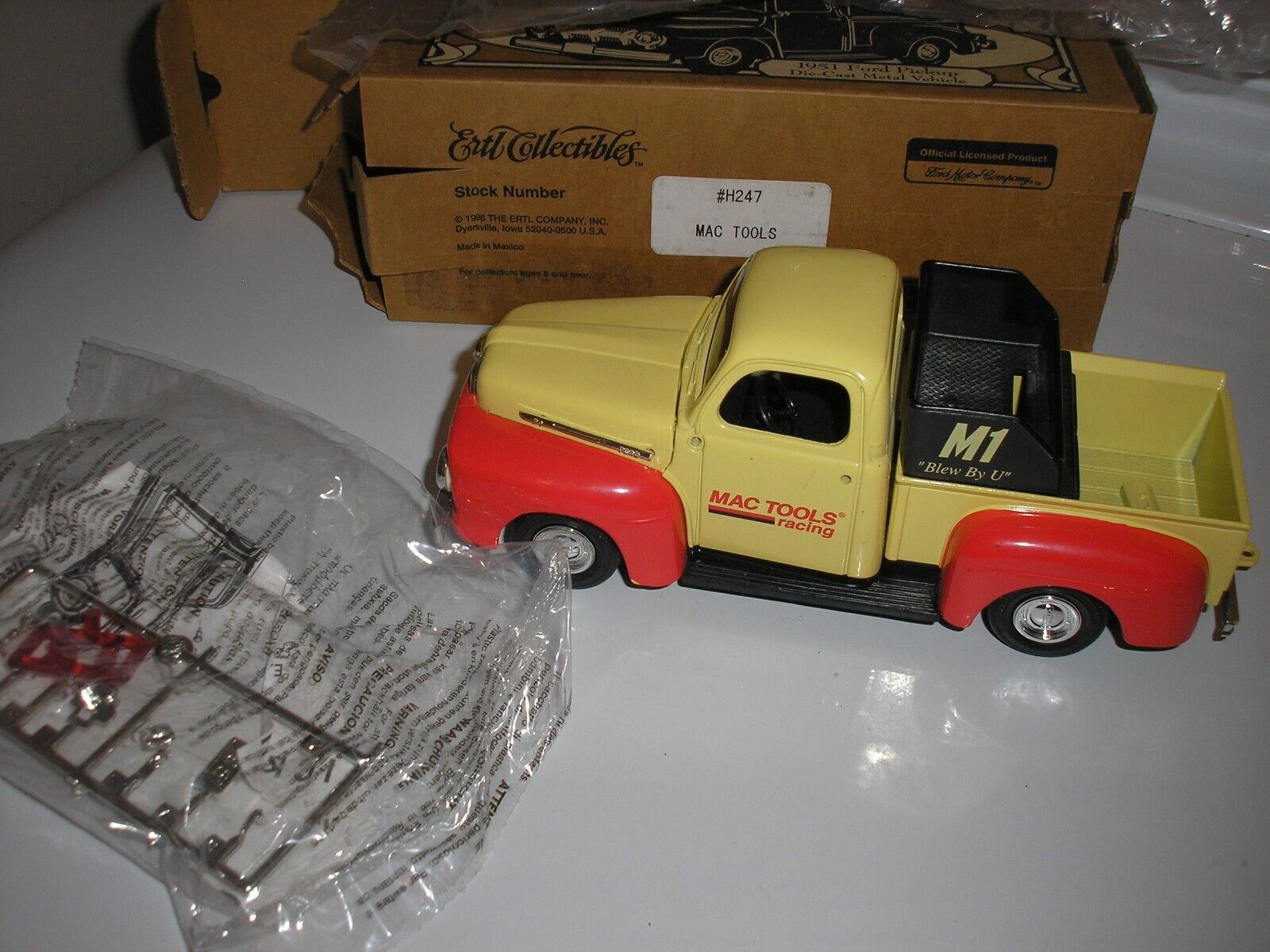 Foto 1 di 5
