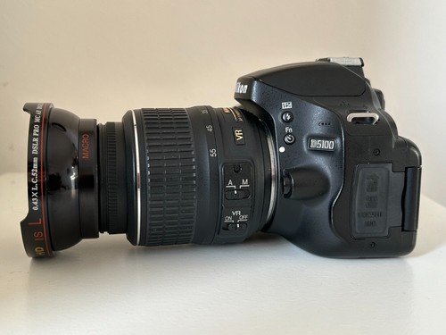 Nikon D5100 DSLR Kit – 18-55mm VR + Tamron 70-300mm - Bag - mecro (1:2) - Picture 8 of 19