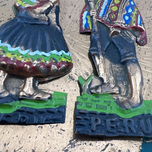 Two Hand Made Peruvian Traditional Copper and Brass Decorative Plates Alpaca - Picture 12 of 13
