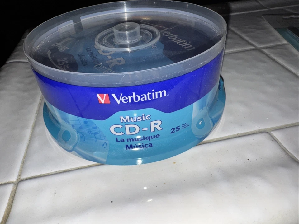 Verbatim CD-R 700MB 40X Media Disc - 25 Pack 25-Disc - Image 3 of 3