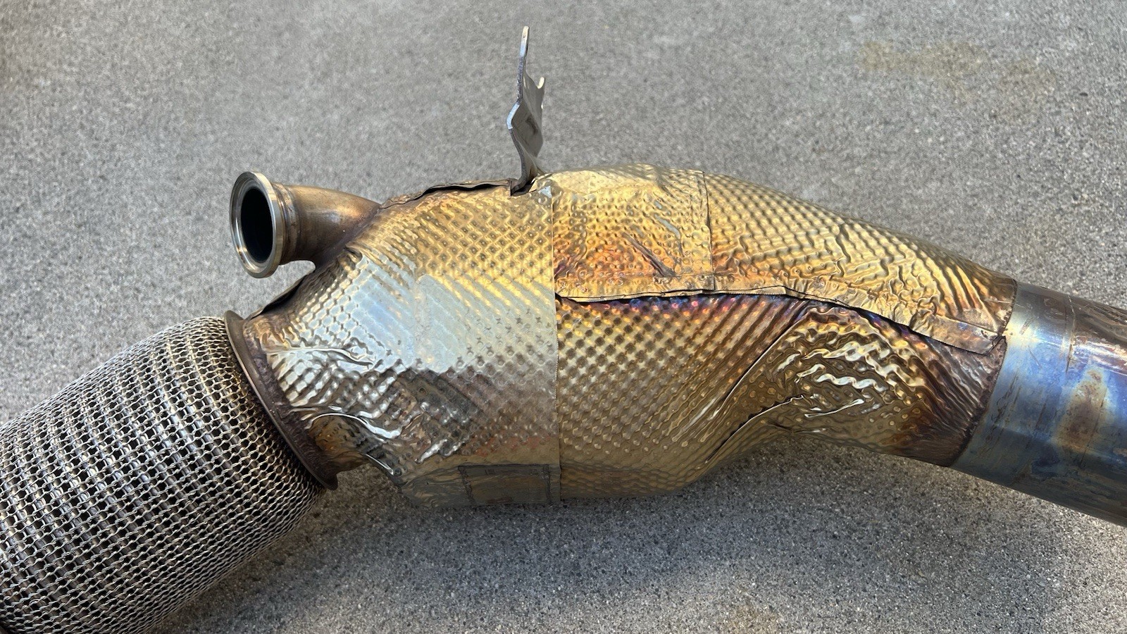 Ferrari SF90 OEM Pre-Cat Exhaust Components — RH 939970 & LH 939972