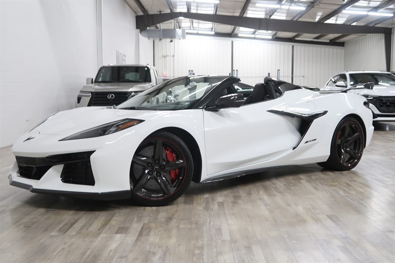2026 Arctic White Chevrolet Corvette   | C8 Corvette Photo 8