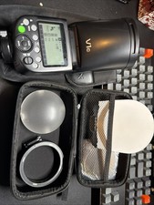 Godox V1 Flash for Canon E-TTL / E-TTL II - Black