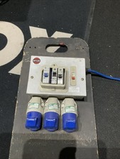 Mains Electrical Portable Distribution Board Distro 32A - 3 x 16A CR13022651***