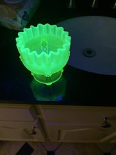 Northwood Button Panel Vaseline Opalescent Uranium Glass 4" Tall Vase Bowl