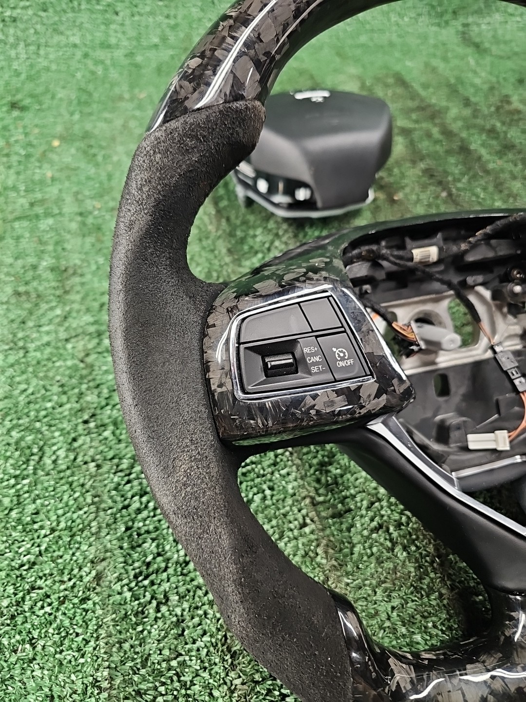 Maserati Ghibli 2015-2024 Carbon Fiber Alcantara Steering Wheel Assembly Complet