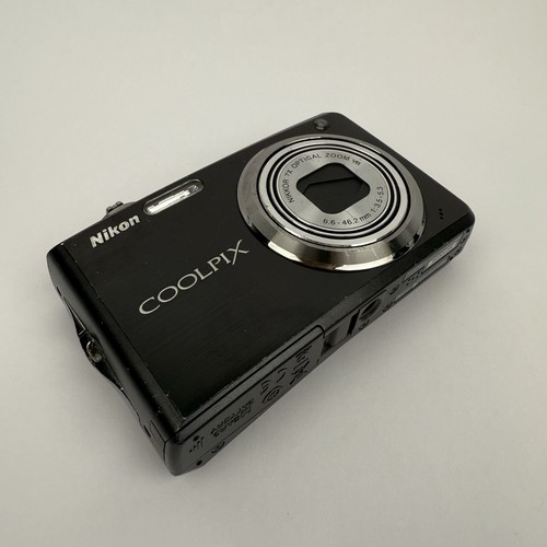 Nikon COOLPIX S630 Digital Camera Black 12MP 2.7” LCD Compact Tested Works