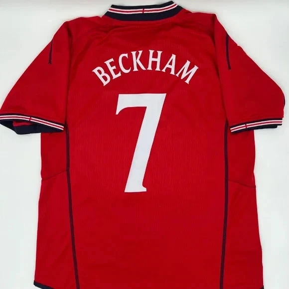 Preços baixos em David Beckham Vermelho Equipe Nacional de Roupas