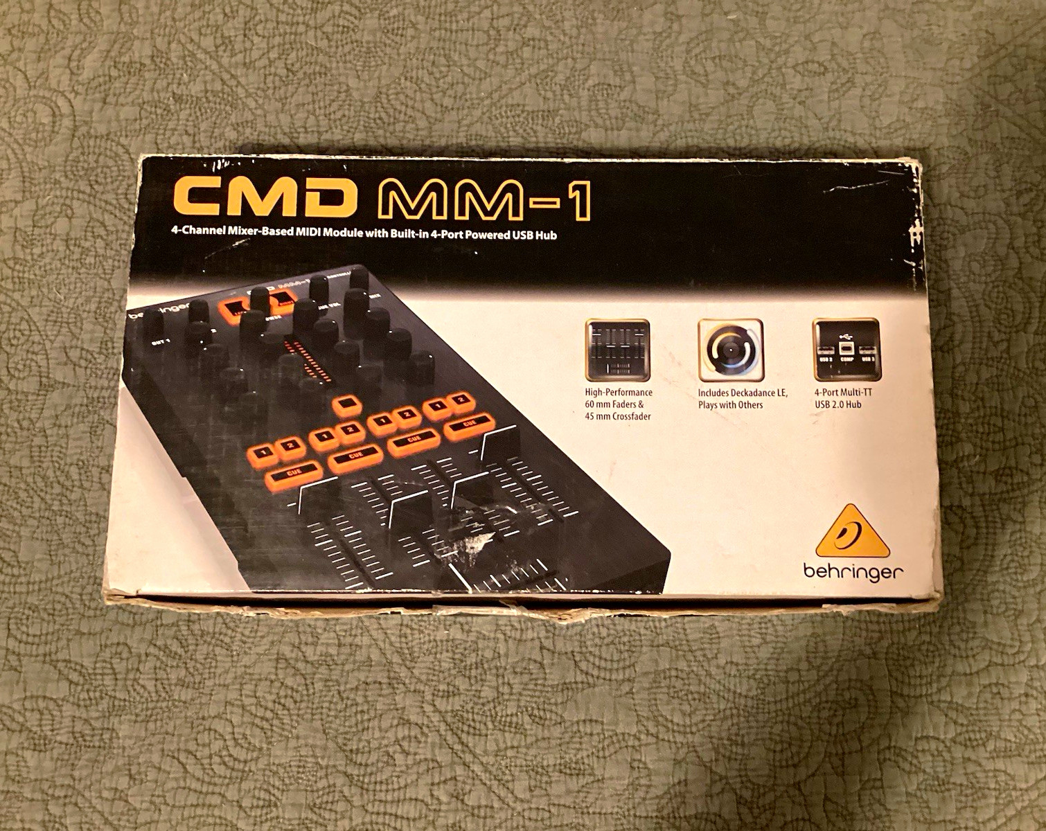 Behringer CMD MM-1 (4 Channel MIDI DJ Controller ) - Powered USB 2.0- Black
