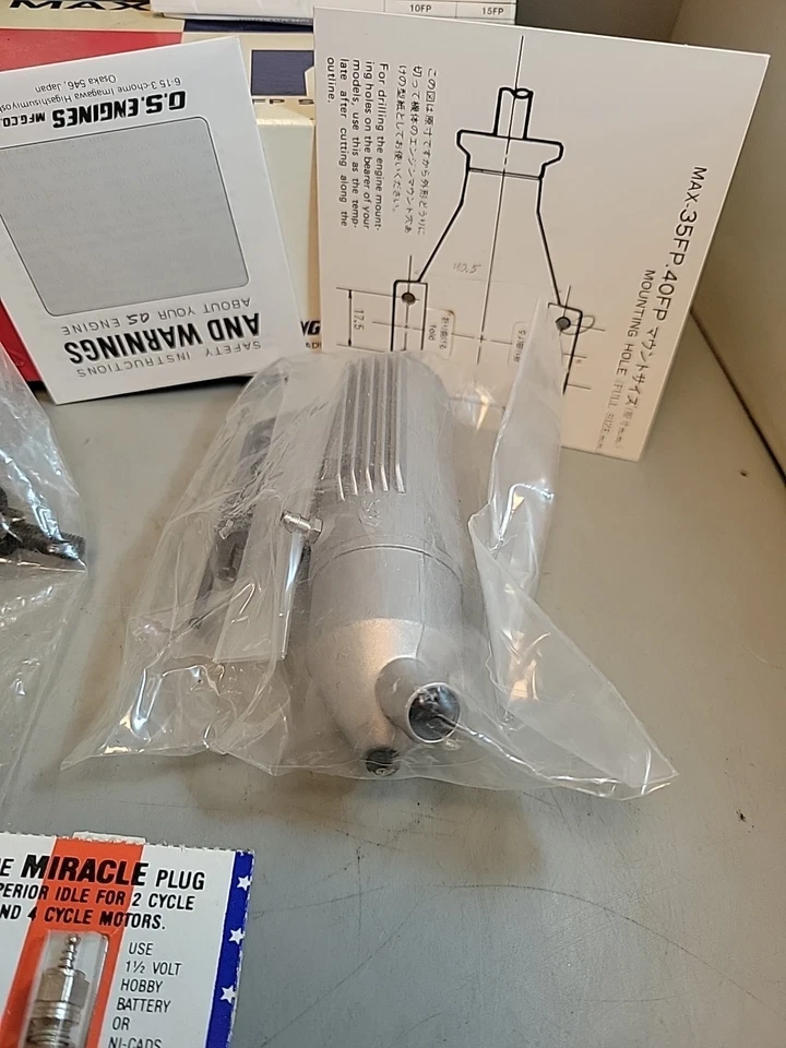 Brand New OS Max 40 FP 2-Stroke Nitro Engine — FP Series Vintage 1988 - Image 4 of 4