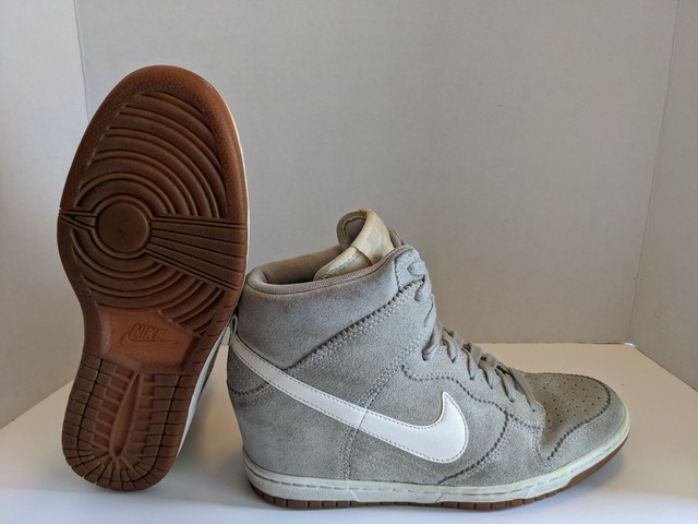 nike heel wedges